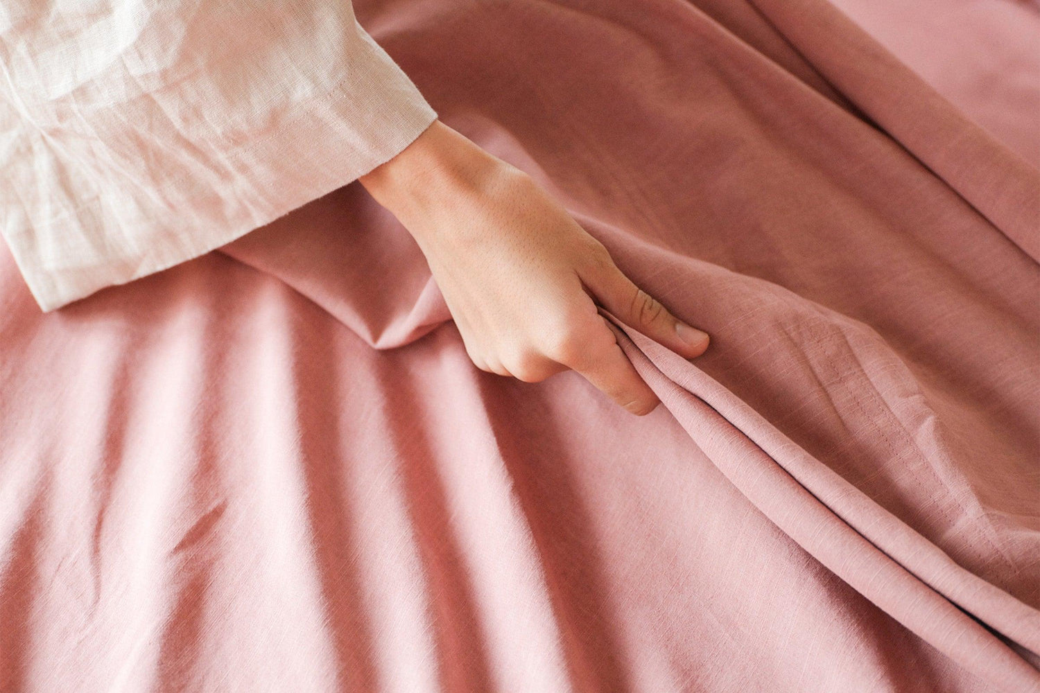 Caring for Your Double Stitch Linen TENCEL™ Lyocell Sheet Sets - Double Stitch By Bedsure
