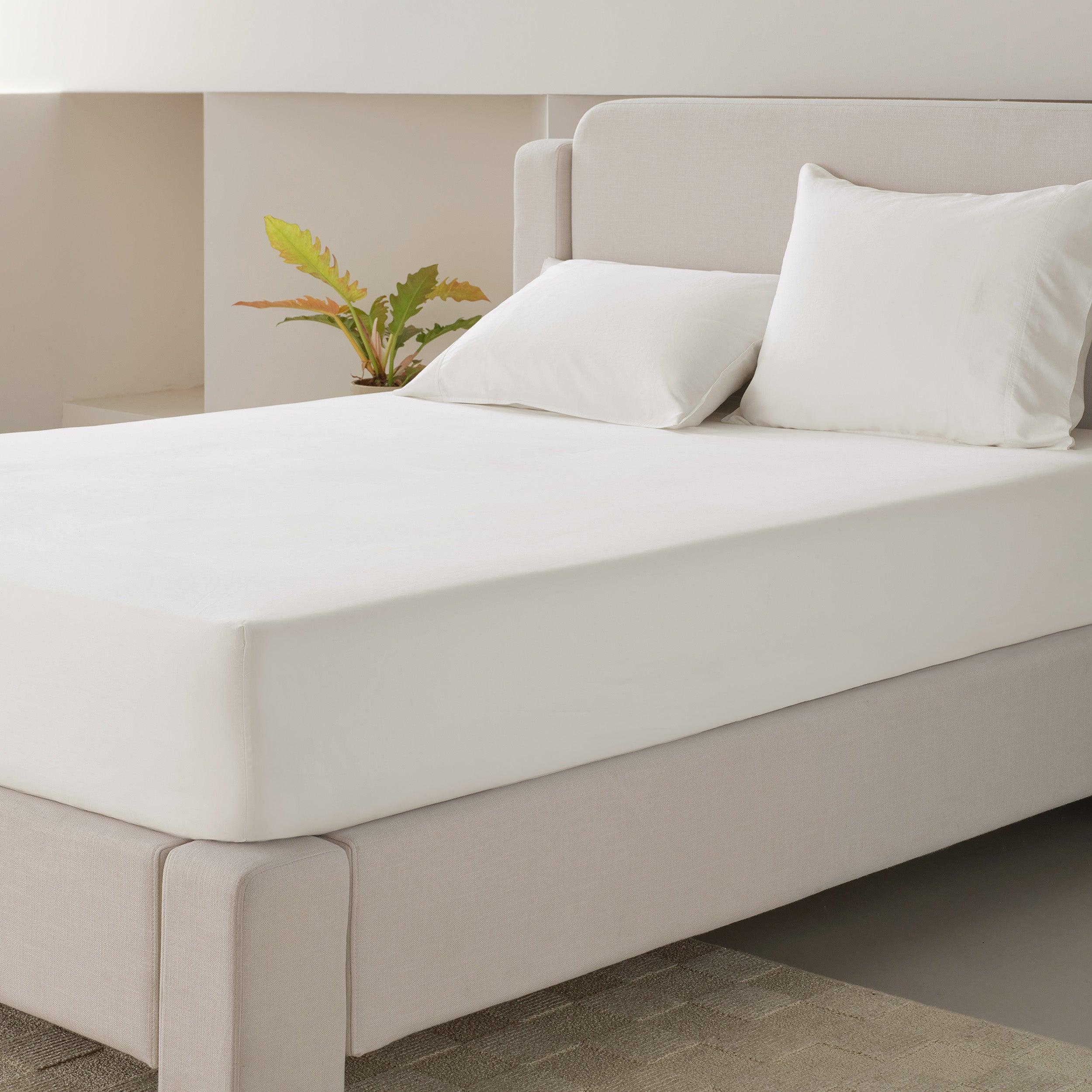 Cotton TENCEL™ Sateen Fitted Sheet - Double Stitch By Bedsure