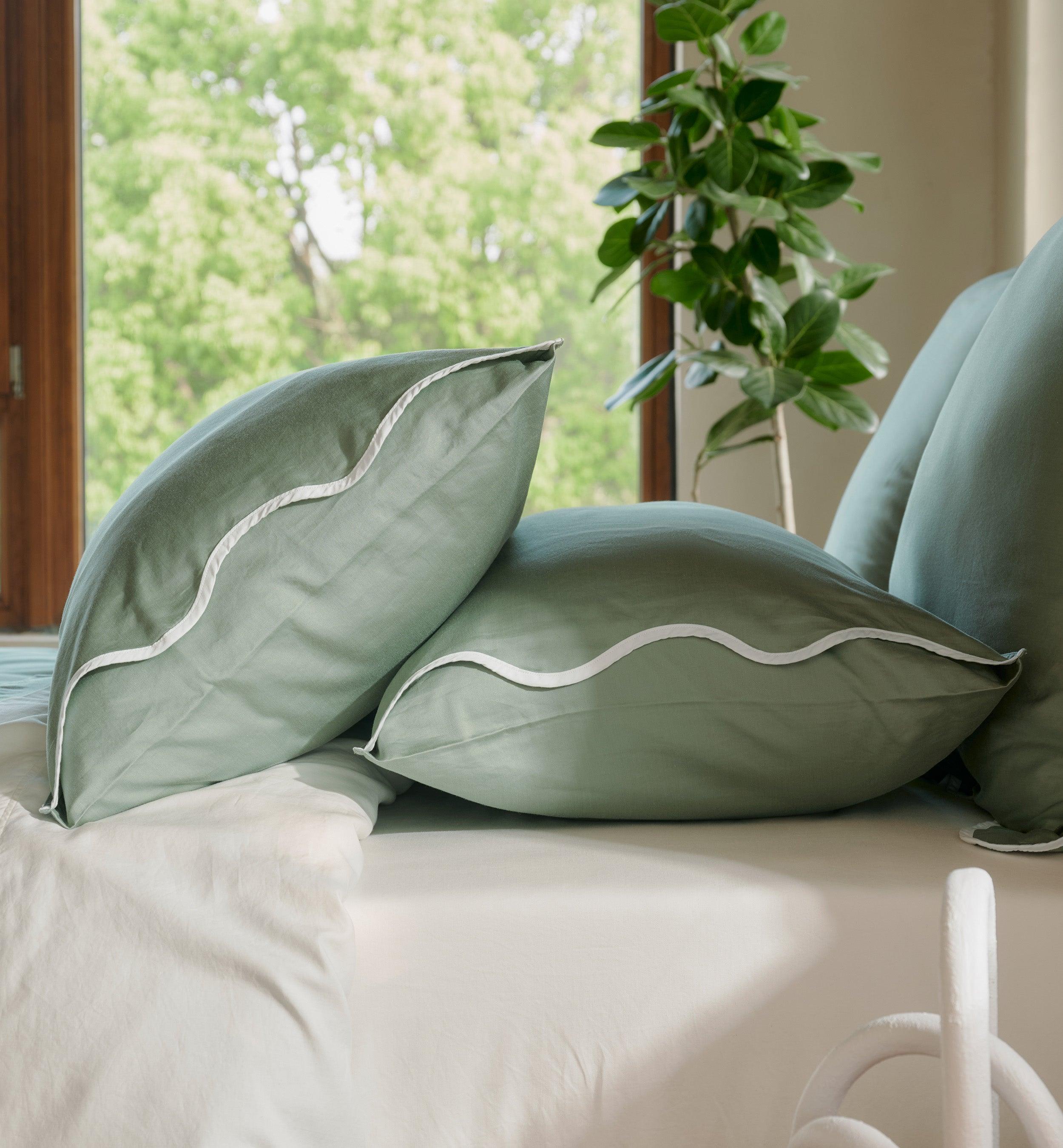 Cotton TENCEL™ Scalloped Pillowcases - Double Stitch By Bedsure