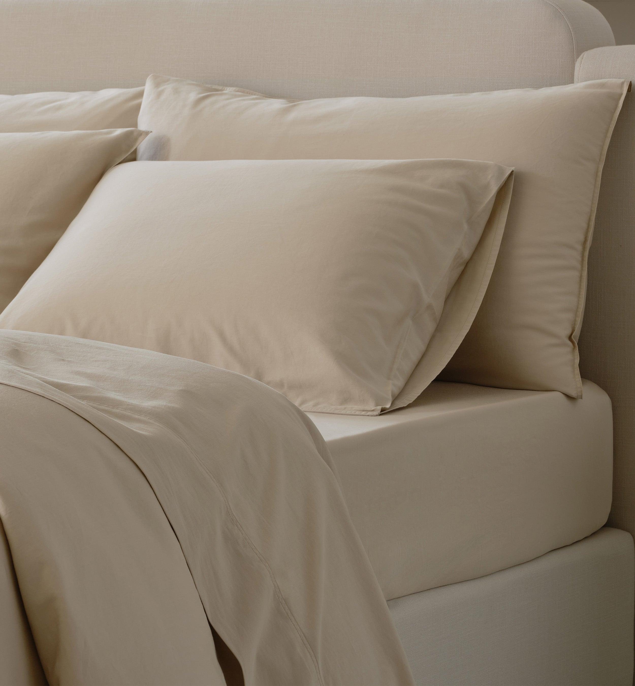 Cotton TENCEL™ Sateen Fitted Sheet - Double Stitch By Bedsure