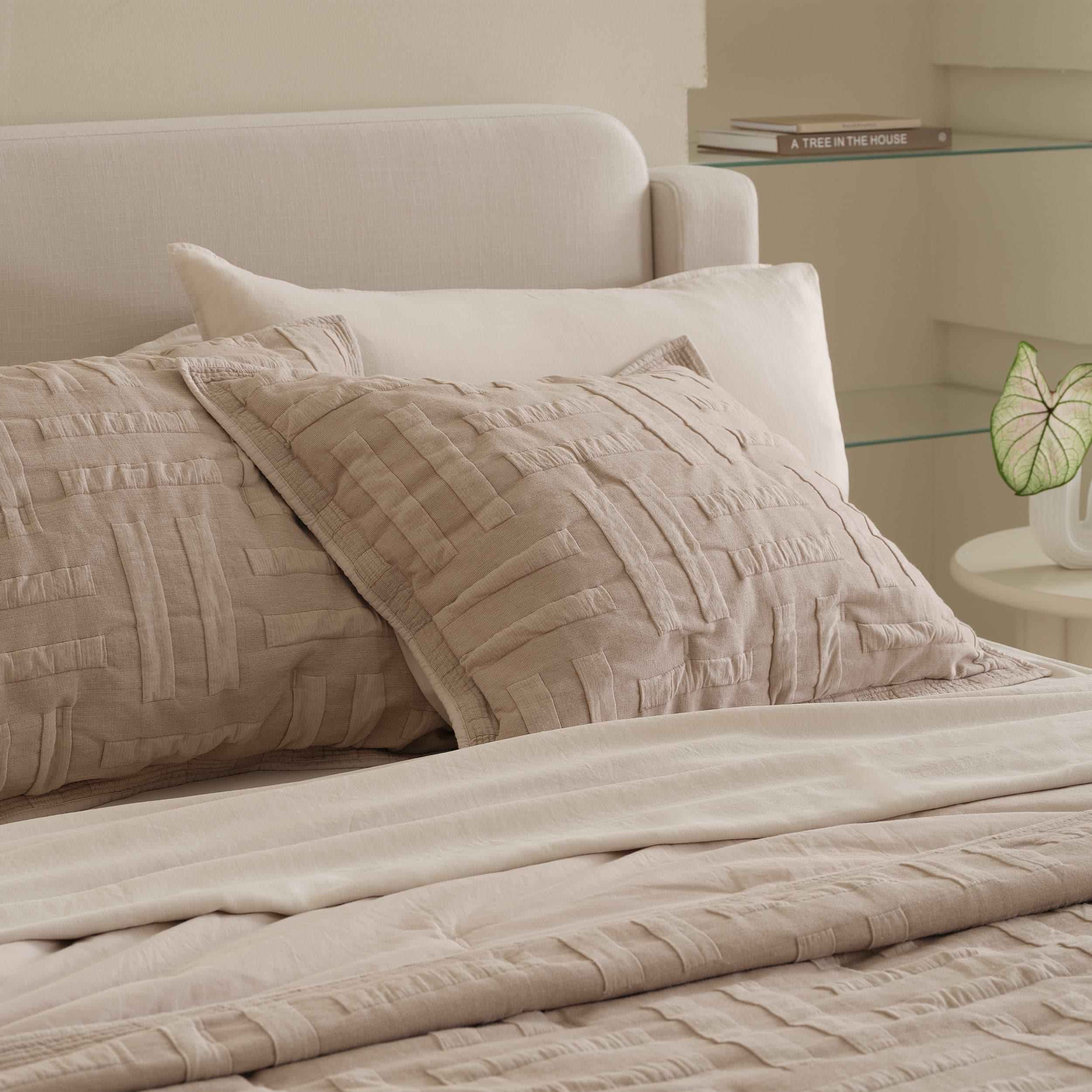 Cotton Jacquard Quilt Set - Double Stitch By Bedsure