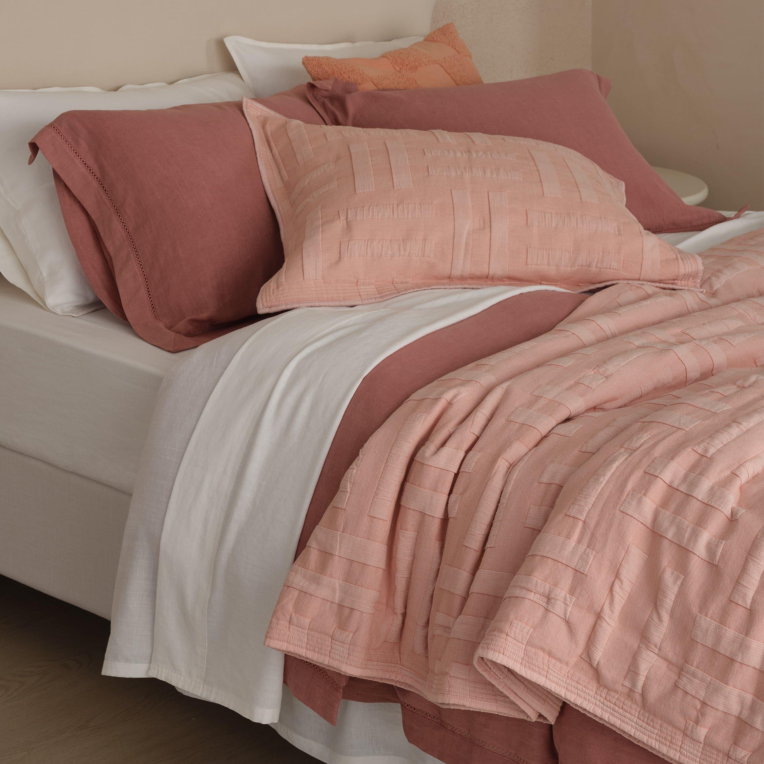 Cotton Jacquard Quilt Set - Double Stitch By Bedsure