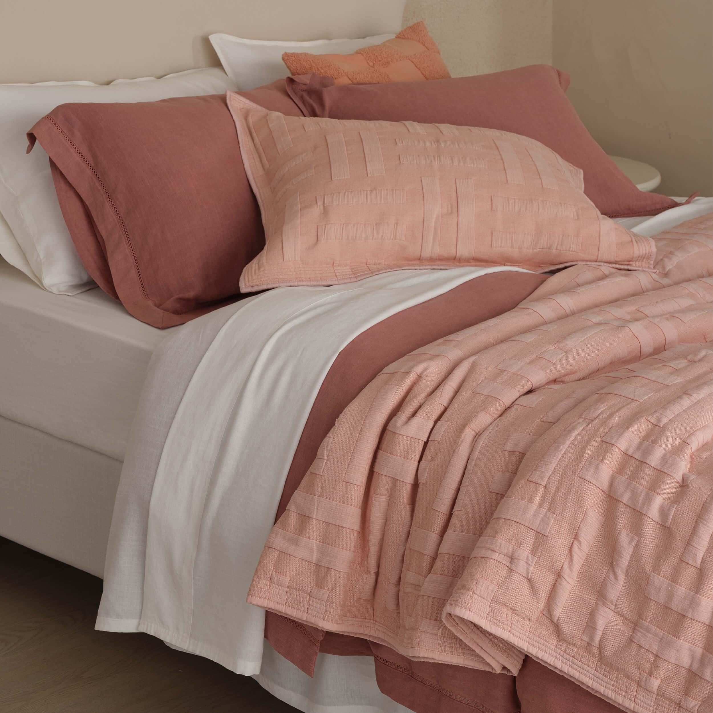 Cotton Jacquard Quilt Set - Double Stitch By Bedsure