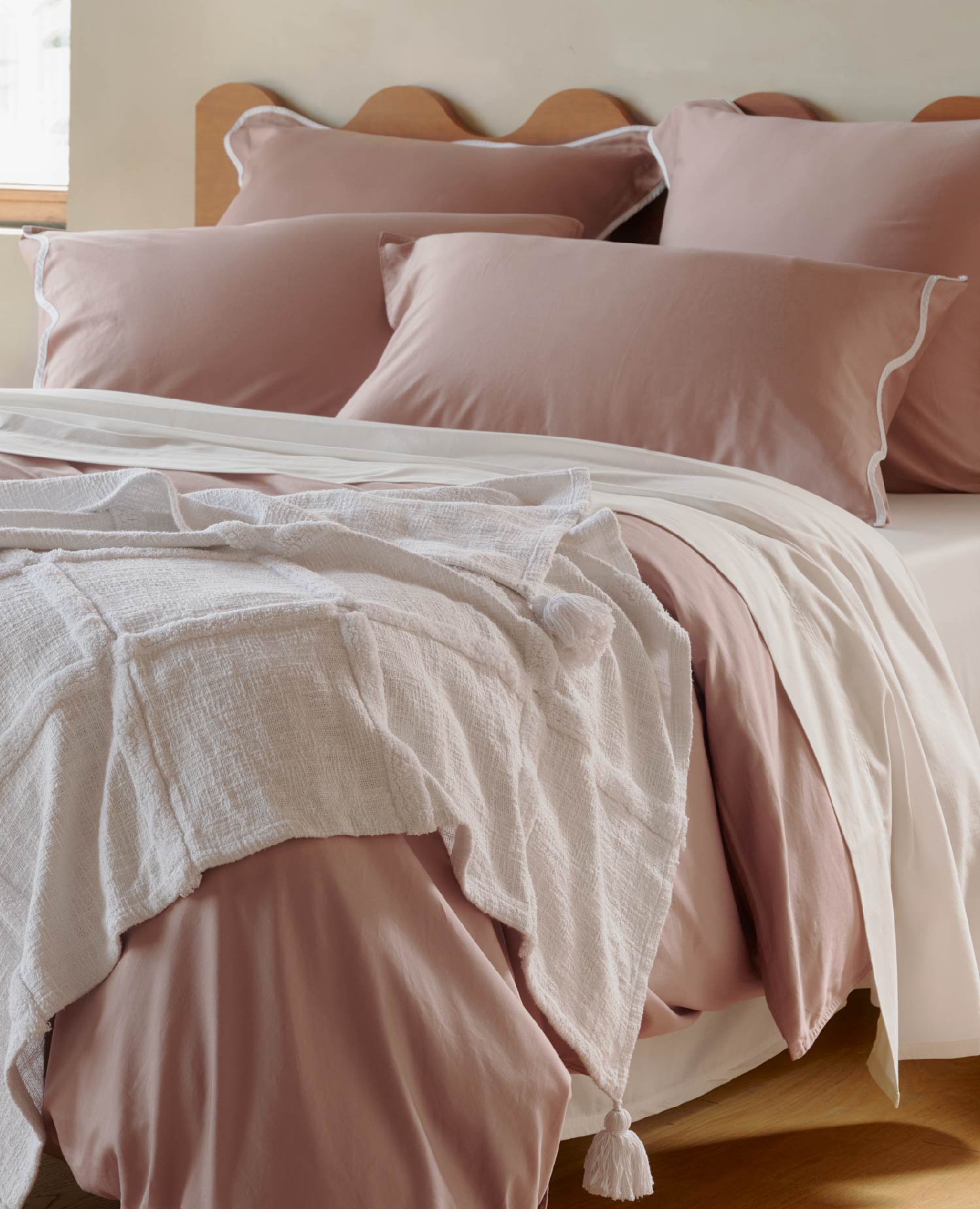 Cotton TENCEL™ Scalloped Pillowcases - Double Stitch By Bedsure