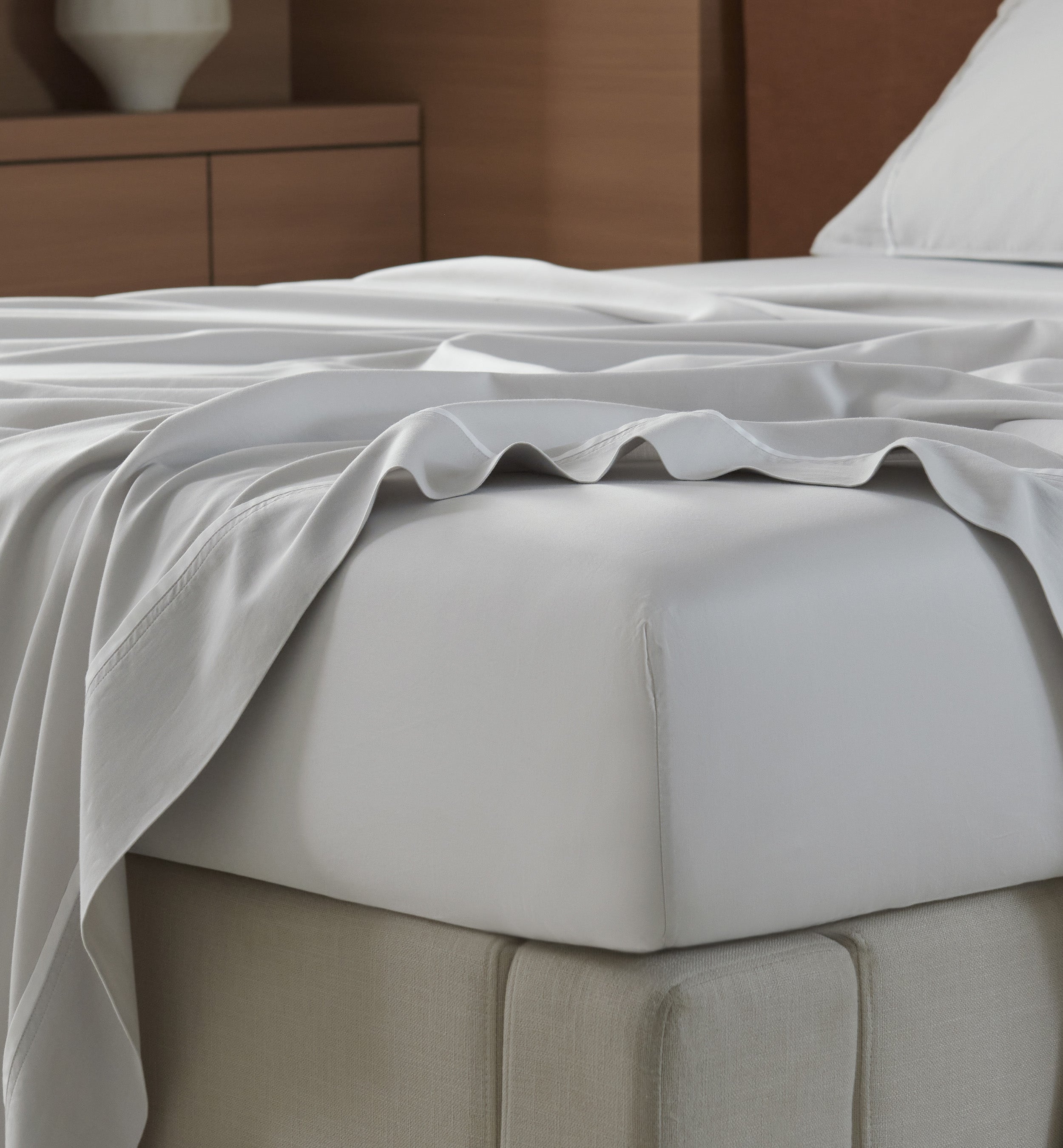 Frame Cotton TENCEL™ Sateen Sheet Set