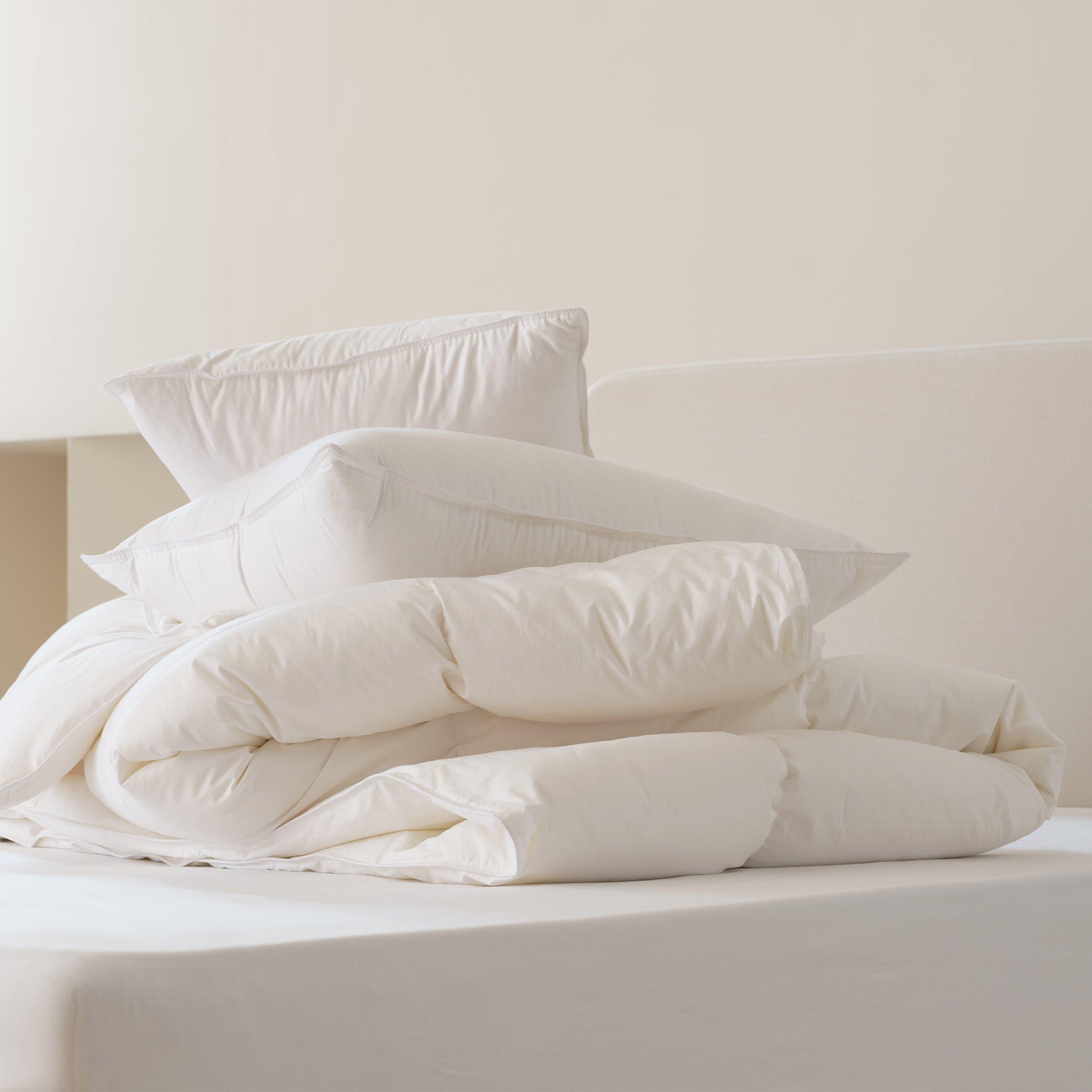 Experience the ultimate comfort and warmth with our premium queen duvet insert.
