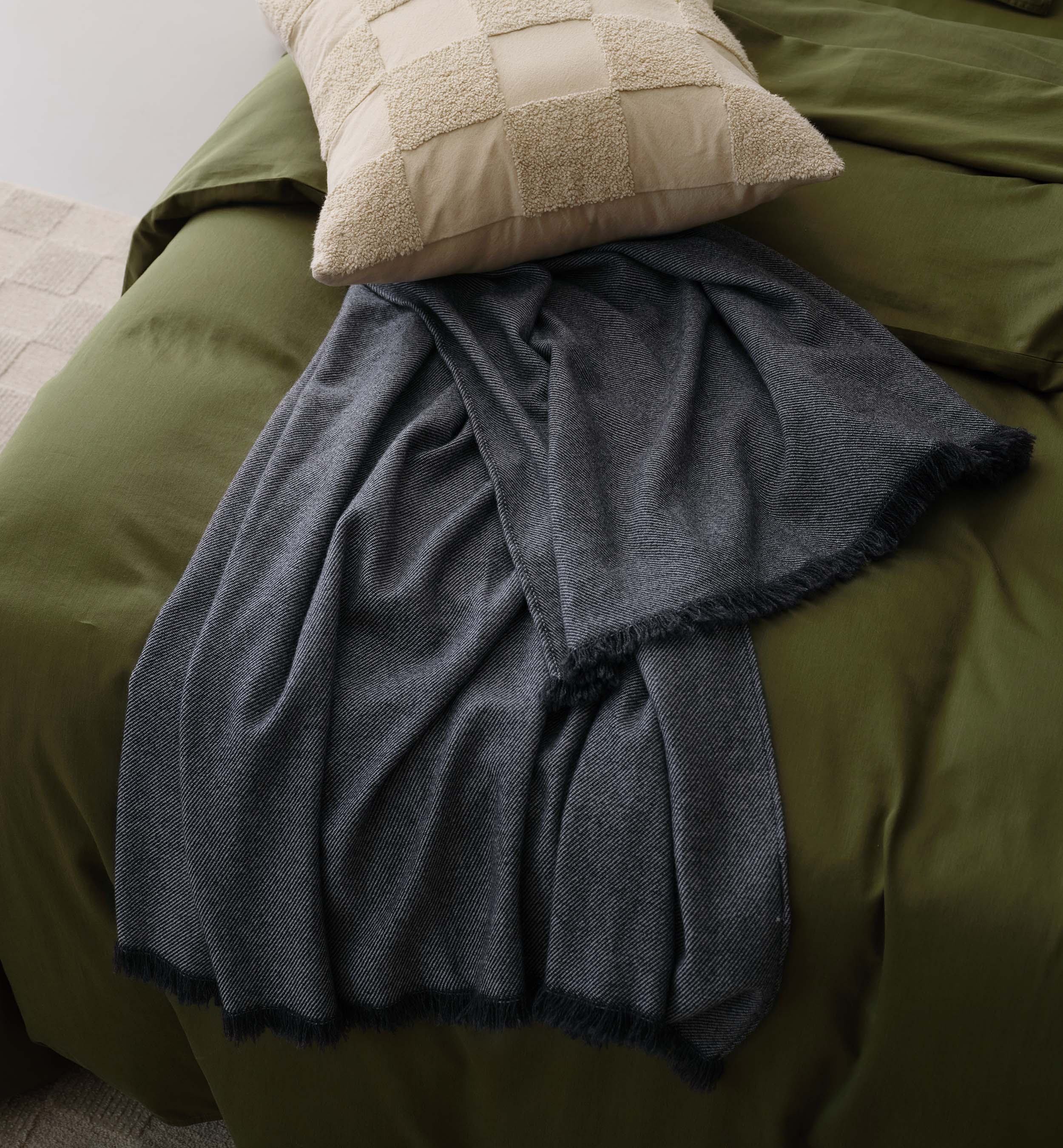 Mongolian Cashmere Wool Twill Throw Blanket - Double Stitch By Bedsure